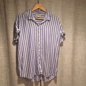 Beachlunchlounge button up shirt. Large.